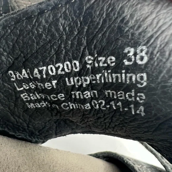 Dansko Sophie Pewter Black Leather Chunk Heel Slide Sandals Size 38 Women's - Picture 2 of 9